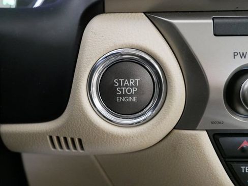 Used 2014 Lexus ES 350 w/ Luxury Package FWD image 26