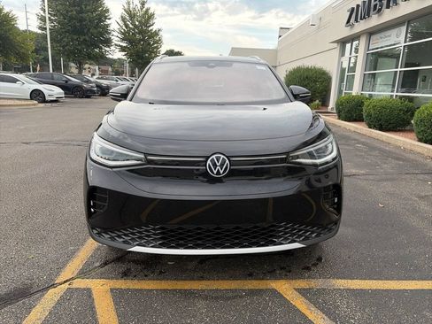 Used 2023 Volkswagen ID.4 Pro S Plus AWD/4WD image 2