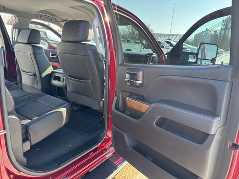 Used 2019 Chevrolet Silverado 2500 LTZ w/ Duramax Plus Package image 24