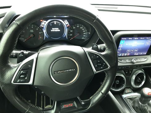 Used 2021 Chevrolet Camaro SS image 14