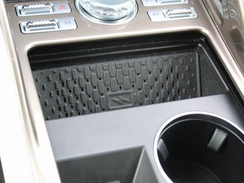 Certified 2024 Lincoln Nautilus Black Label image 24