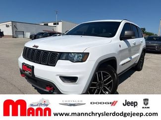 Used 2021 Jeep Grand Cherokee Trailhawk AWD/4WD video 1