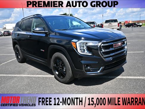 Used 2023 GMC Terrain AT4 AWD/4WD image 1