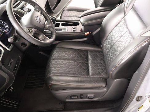 Used 2022 Nissan Murano Platinum w/ Cargo Package image 12