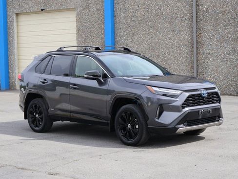 Used 2024 Toyota RAV4 XSE w/ Advanced Technology Package AWD/4WD image 3