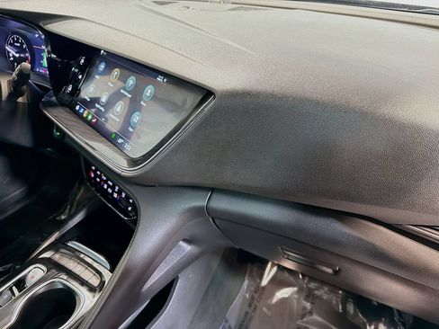 Used 2023 Buick Envision Essence w/ Sport Touring Package FWD image 29