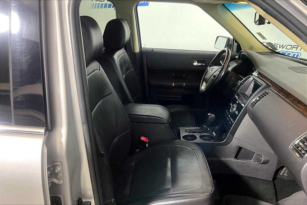 Used 2018 Ford Flex Limited AWD/4WD image 6