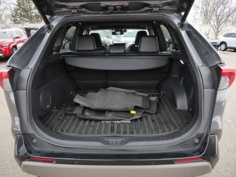 Certified 2022 Toyota RAV4 XSE image 19