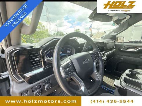 Used 2024 Chevrolet Silverado 1500 RST AWD/4WD image 10