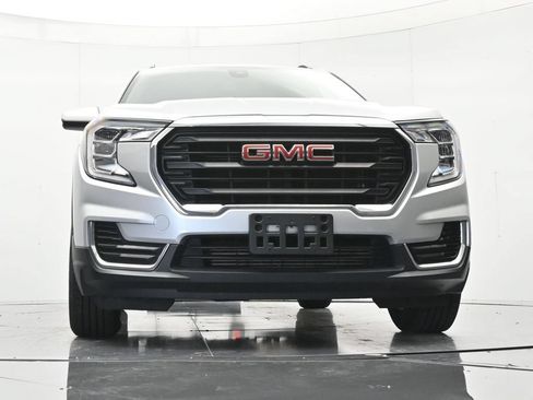 Used 2022 GMC Terrain SLE w/ Driver Convenience Package FWD image 36