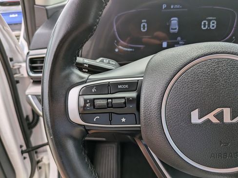 Certified 2023 Kia Sportage EX FWD image 30