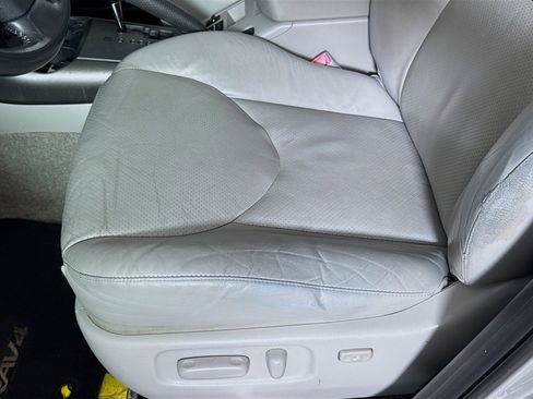 Used 2009 Toyota RAV4 Limited AWD/4WD image 20