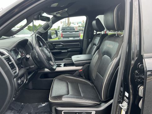 Used 2023 RAM 1500 Laramie AWD/4WD image 13