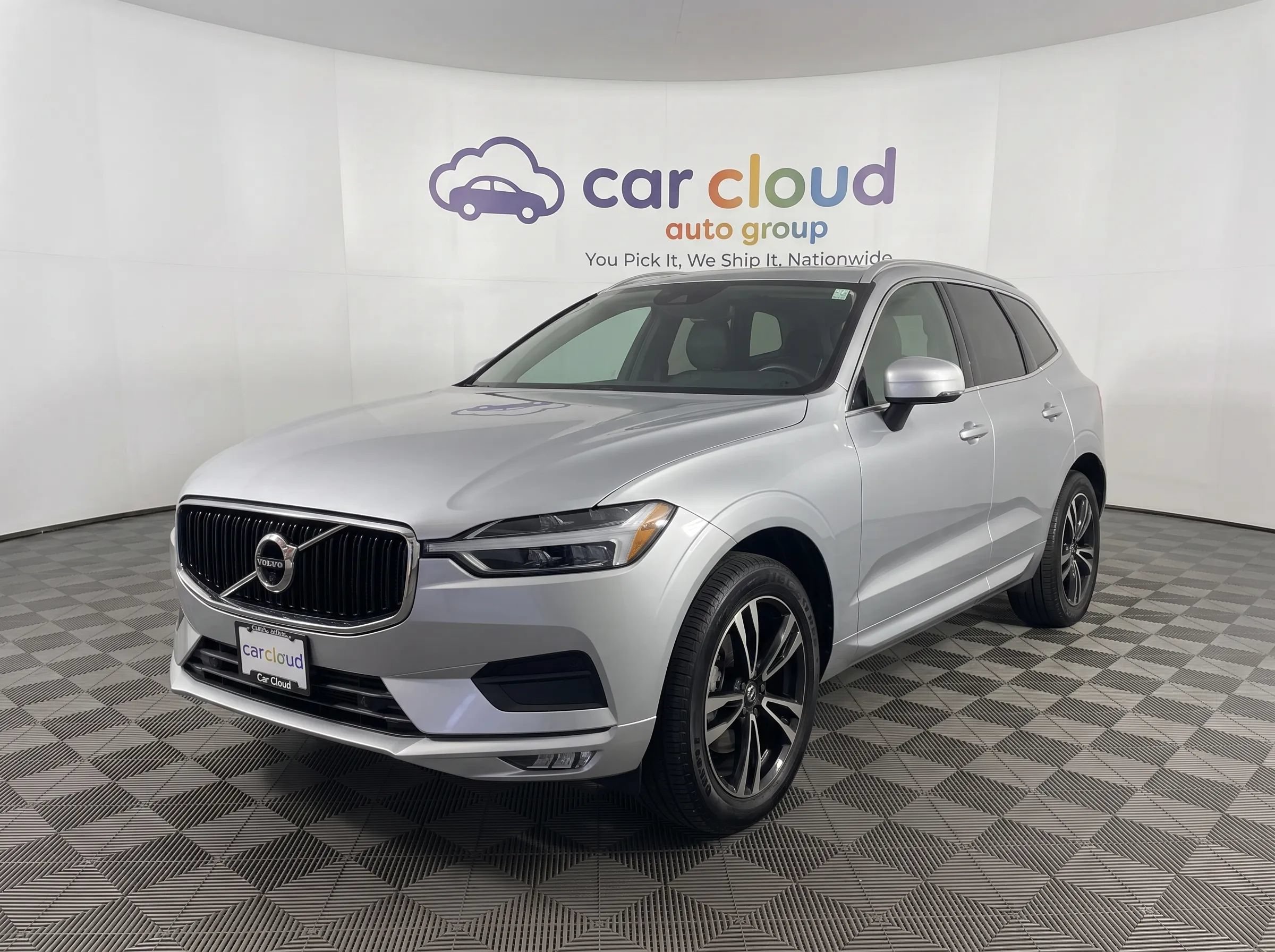 Used 2021 Volvo XC60 T5 Momentum w/ Premium Package AWD/4WD image 1