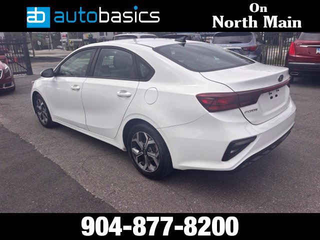 Used 2020 Kia Forte LXS FWD image 5