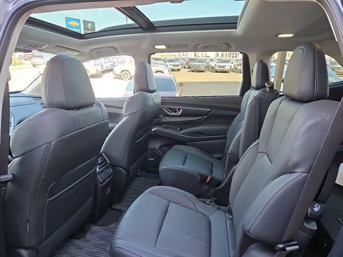 New 2026 Subaru Ascent Limited image 8