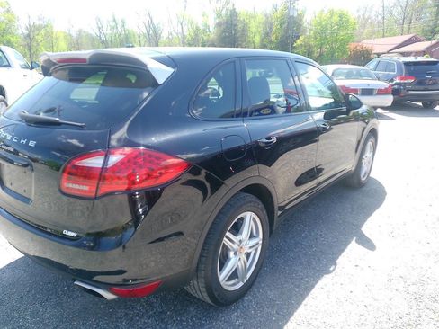 Used 2014 Porsche Cayenne Platinum Edition AWD/4WD image 5