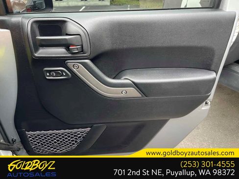 Used 2013 Jeep Wrangler Sport AWD/4WD image 17