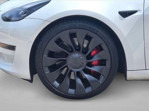 Used 2022 Tesla Model 3 Performance image 19