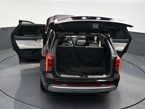 Used 2024 Hyundai Palisade Calligraphy image 37