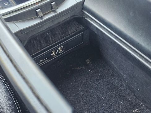 Used 2015 Mercedes-Benz C 300 4MATIC Sedan image 31