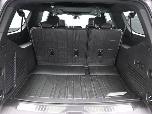 New 2026 Chevrolet Suburban Premier w/ Sun And Tow Package AWD/4WD image 12