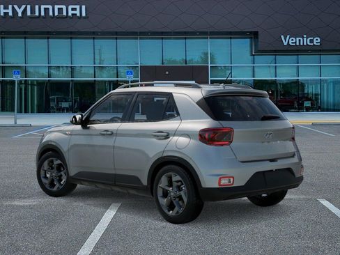 New 2026 Hyundai Venue SEL FWD image 5