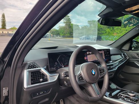 Used 2026 BMW X5 xDrive40i w/ Executive Package image 28