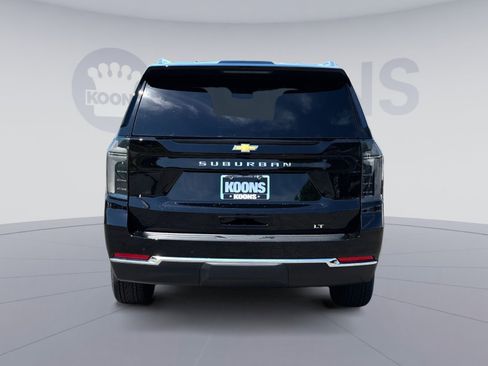 New 2026 Chevrolet Suburban LT w/ Comfort Package AWD/4WD image 5