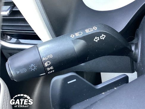 Used 2023 Nissan Rogue SL w/ SL Premium Package FWD image 25