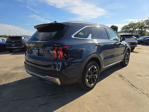New 2026 Kia Sorento S w/ S Panoramic Sunroof Package FWD image 8