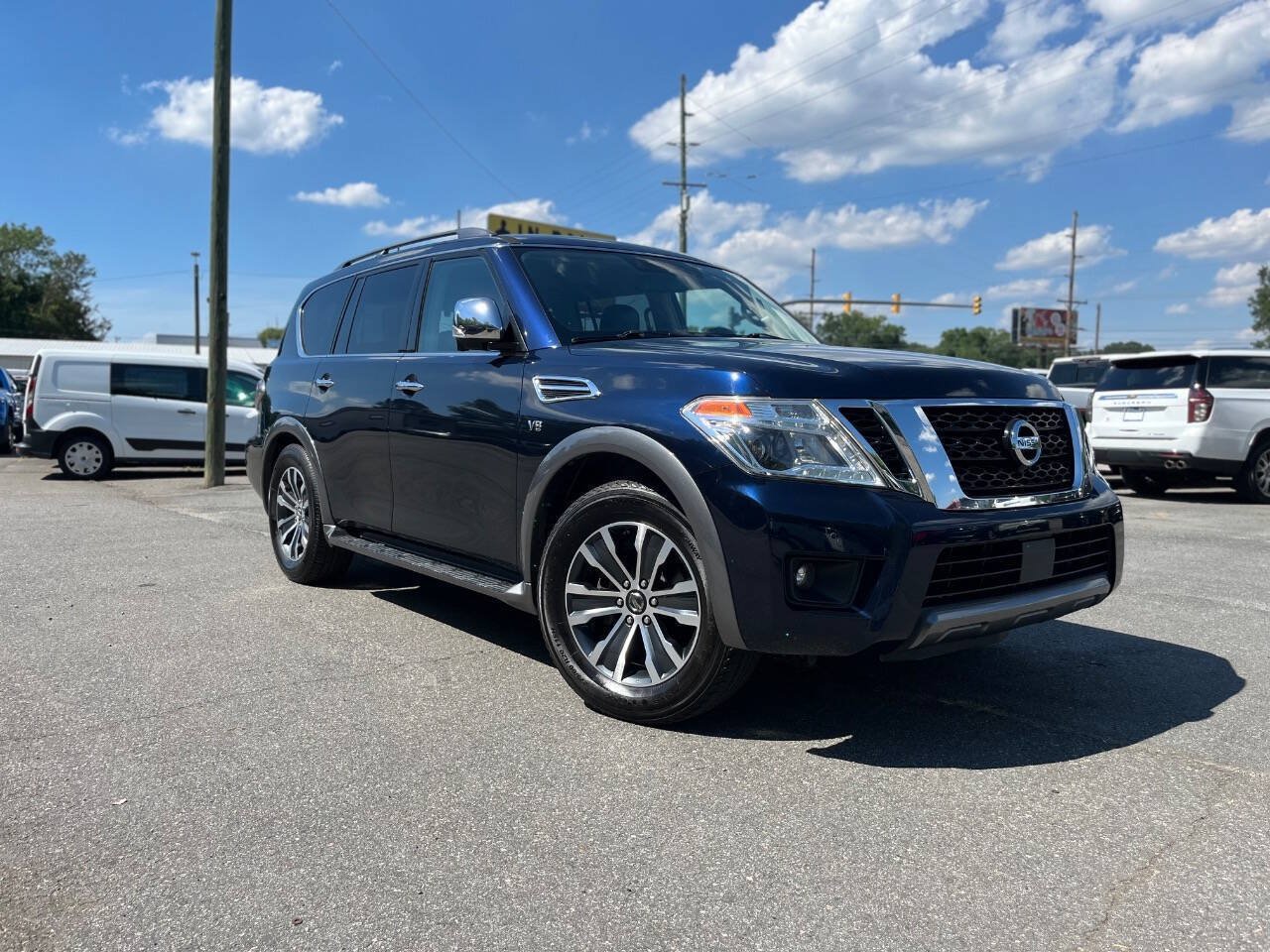 Used 2020 Nissan Armada SL w/ Premium Package RWD image 2