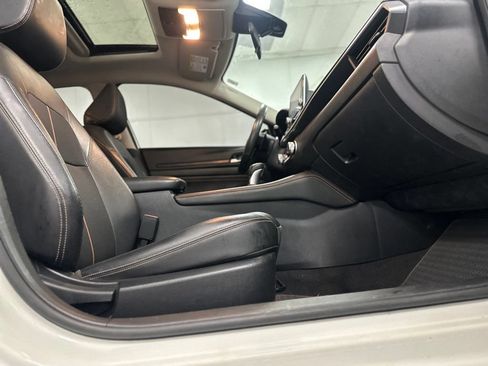 Used 2022 Nissan Altima 2.5 SR w/ Midnight Edition Package FWD image 21