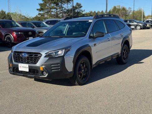 Used 2022 Subaru Outback Wilderness AWD/4WD image 29
