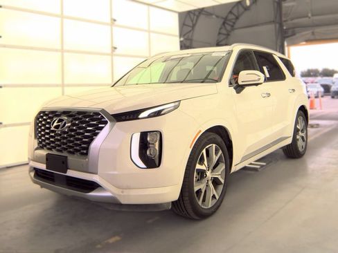 Used 2021 Hyundai Palisade Limited FWD image 1