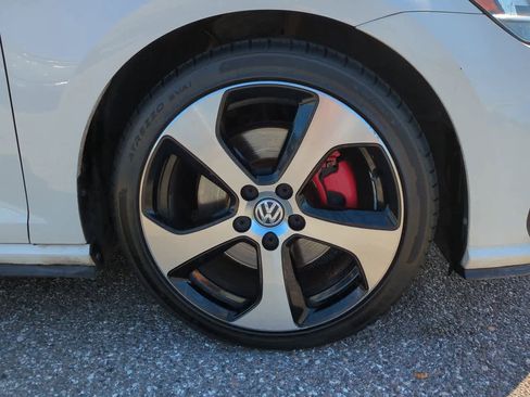 Used 2018 Volkswagen GTI S image 11