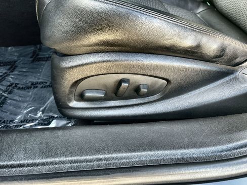 Used 2017 Chevrolet Impala LT image 14