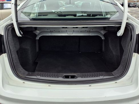 Used 2016 Ford Fiesta SE image 17