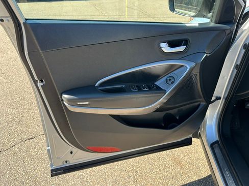 Used 2018 Hyundai Santa Fe Sport 2.0T w/ Cargo Package image 9