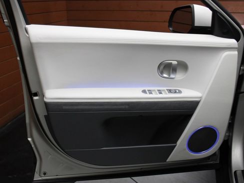 Used 2023 Hyundai Ioniq 5 SEL image 43