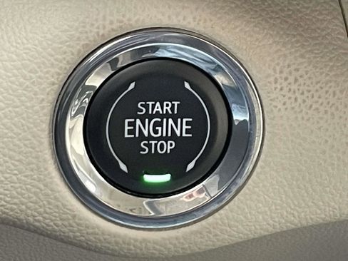 Certified 2023 Buick Envision Avenir AWD/4WD image 40