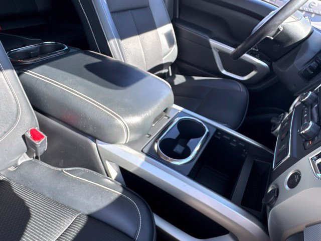 Used 2019 Nissan Titan PRO-4X AWD/4WD image 43