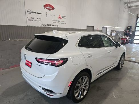 Used 2023 Buick Envision Avenir AWD/4WD image 3