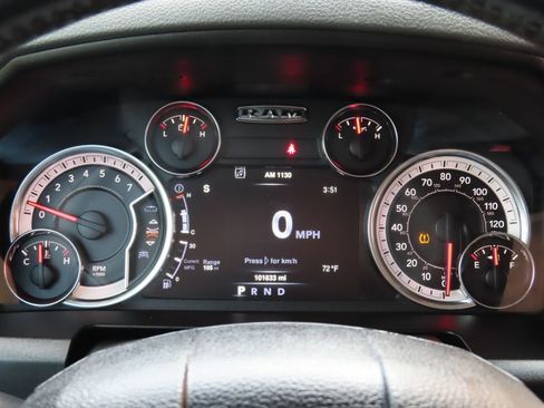 Used 2020 RAM 1500 Classic SLT w/ Luxury Group AWD/4WD image 21
