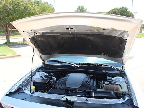 Used 2010 Dodge Challenger R/T RWD image 29