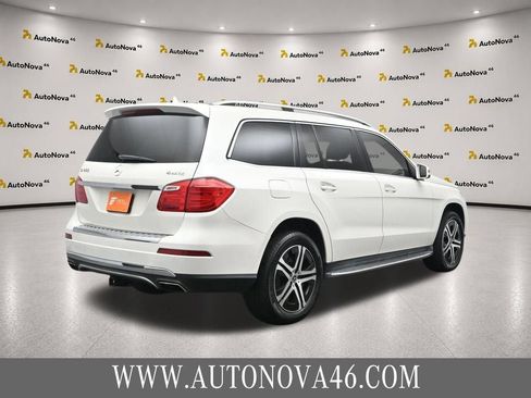 Used 2016 Mercedes-Benz GL 450 4MATIC w/ Premium I Package image 9