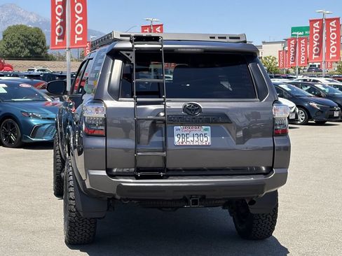 Used 2020 Toyota 4Runner TRD Off-Road Premium AWD/4WD image 46