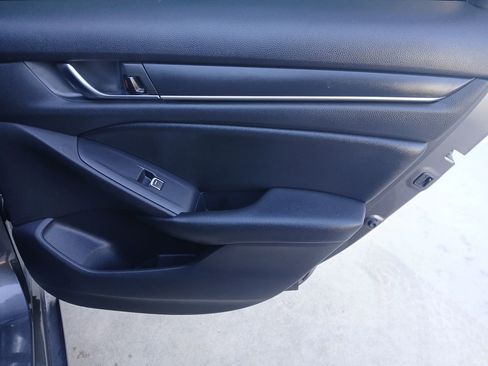 Used 2020 Honda Accord Sport image 15