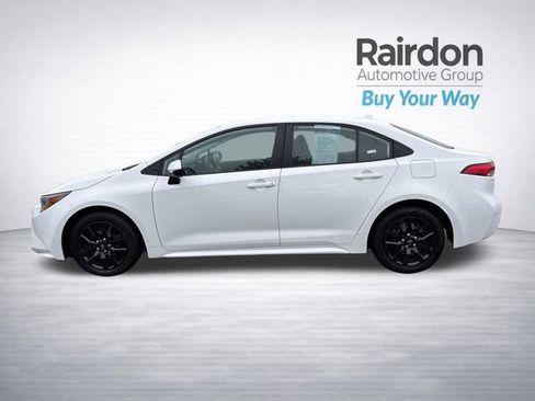 Used 2023 Toyota Corolla LE image 9