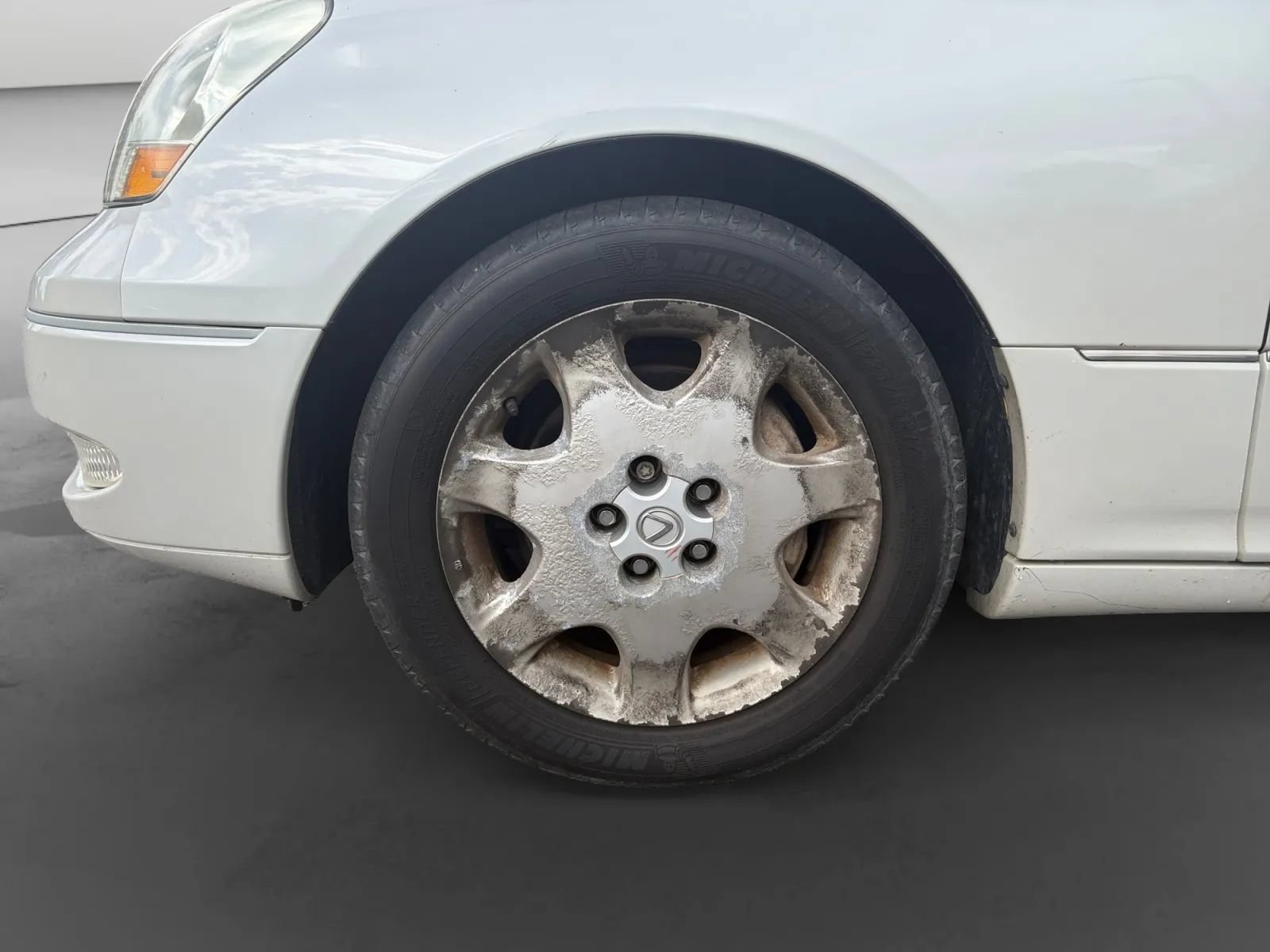 Used 2003 Lexus LS 430 RWD image 9